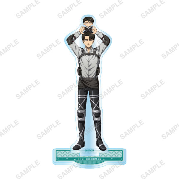 Levi Ackerman - Attack on Titan Hugging Series Acrylic Stand