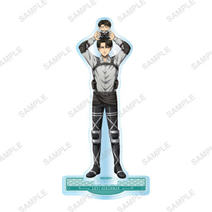 [Pre-order] Levi Ackerman - Attack on Titan Hugging Series Acrylic Stand