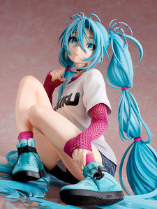 [Pre-Order] Hatsune Miku x Mai Yoneyama The Latest Street Style "Cute" 1/4 Complete Figure