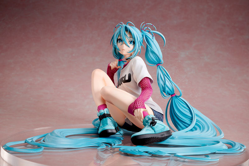 [Pre-Order] Hatsune Miku x Mai Yoneyama The Latest Street Style "Cute" 1/4 Complete Figure