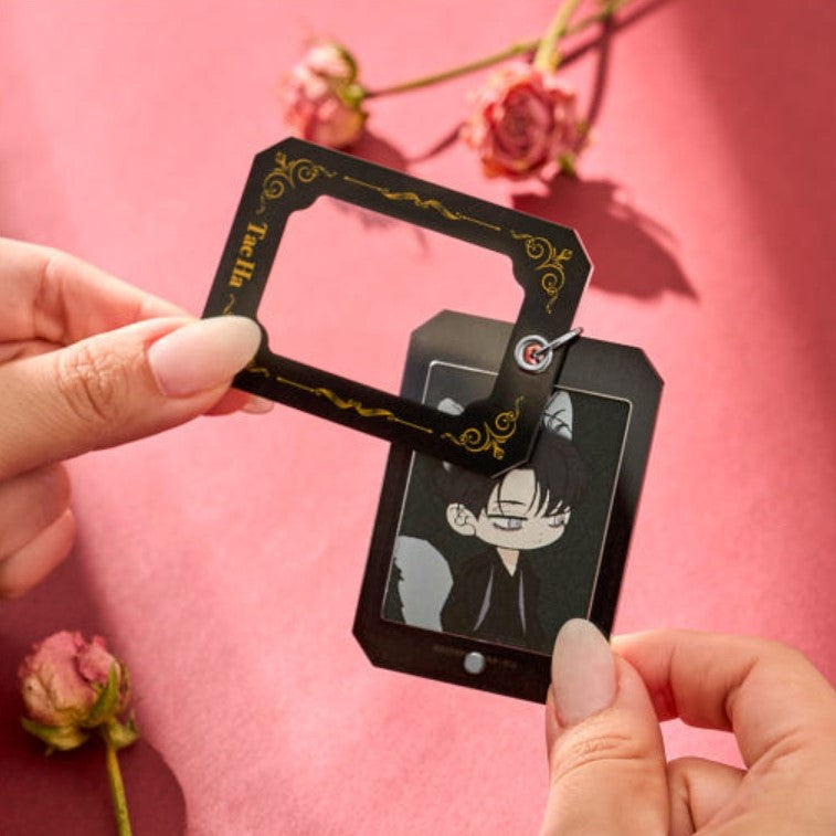 [Pre-Order] Tears on a Withered Flower - SD Acrylic ID Photo Keychains