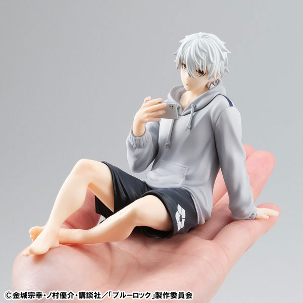 [Pre-order] Seishirou Nagi Repaint Ver. - Blue Lock G.E.M. Series Palm Size Figure