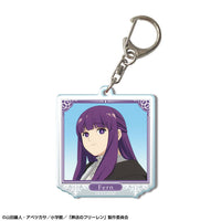 [Pre-Order] Fern /C - Frieren: Beyond Journey's End Acrylic Keychain Ver.2